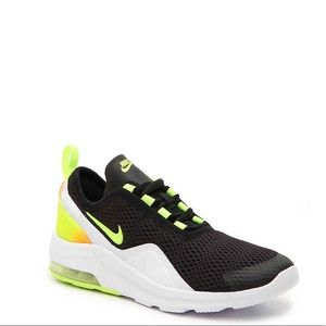 Nike Air Max Motion 2